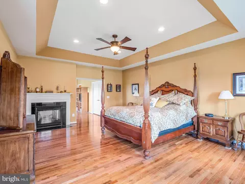 41857 Rawnsley Dr, Ashburn, VA 20148 photo 5