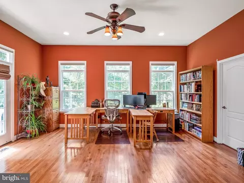 41857 Rawnsley Dr, Ashburn, VA 20148 photo 15