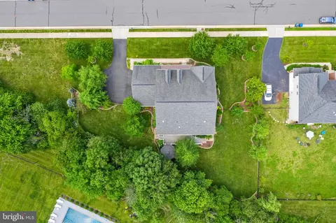 41857 Rawnsley Dr, Ashburn, VA 20148 photo 36