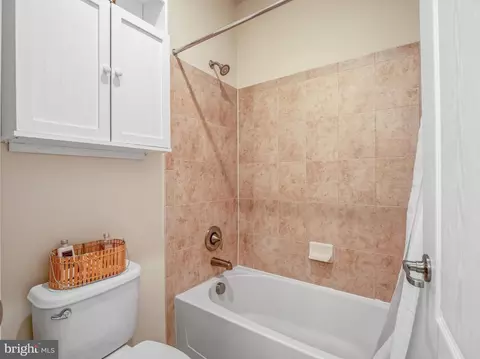 41857 Rawnsley Dr, Ashburn, VA 20148 photo 24