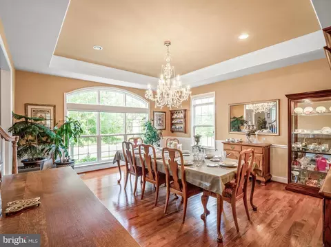 41857 Rawnsley Dr, Ashburn, VA 20148 photo 3