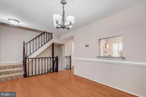 7 Millard Ct, Sterling, VA 20165 photo 9