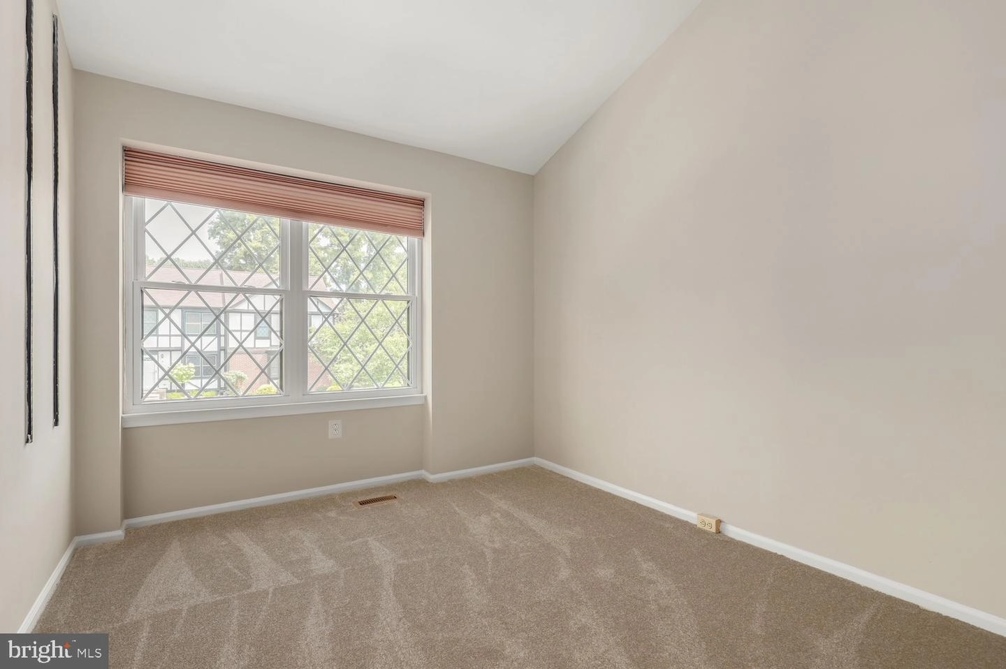7 Millard Ct, Sterling, VA 20165 photo 21