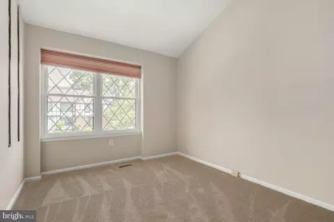7 Millard Ct, Sterling, VA 20165 photo 21