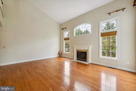 43237 Lighthouse Pl, Chantilly, VA 20152 photo 19
