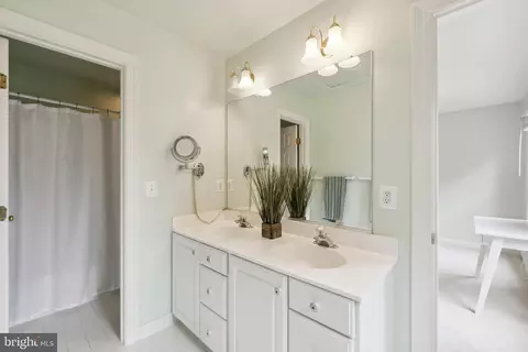 43237 Lighthouse Pl, Chantilly, VA 20152 photo 36