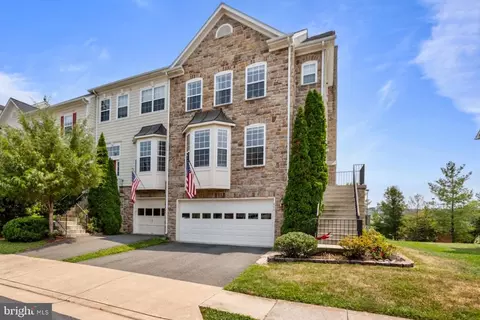 843 Ferndale Ter NE, Leesburg, VA 20176