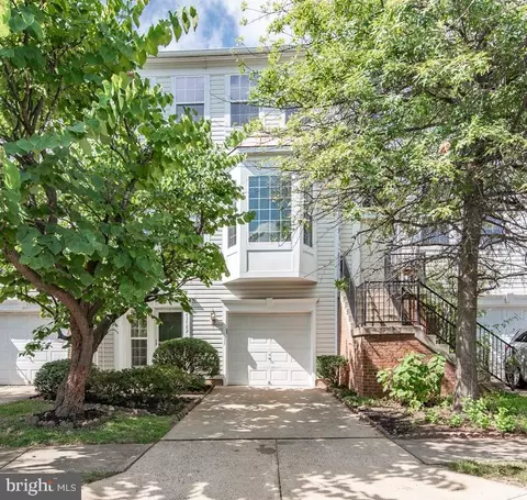43782 Virginia Manor Ter, Ashburn, VA 20148