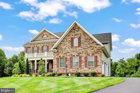 42078 Pemberly Ct, Chantilly, VA 20152