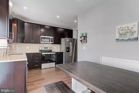 42908 Mccomas Ter, Chantilly, VA 20152 photo 6