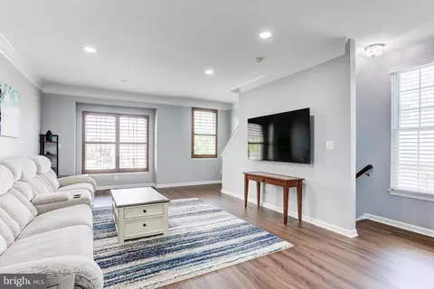 42908 Mccomas Ter, Chantilly, VA 20152 photo 16