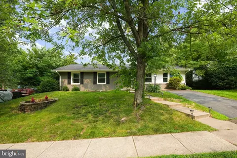 703 S Dickenson Ave, Sterling, VA 20164 photo 28