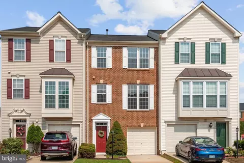 25381 Genius Sq, Aldie, VA 20105