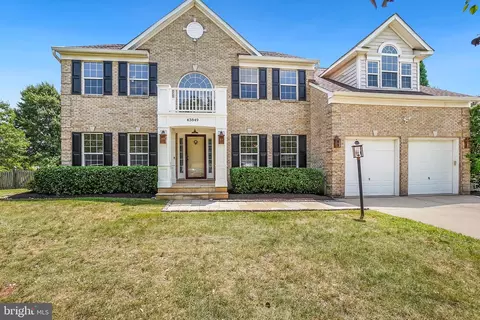 43849 Hartley Pl, Ashburn, VA 20147