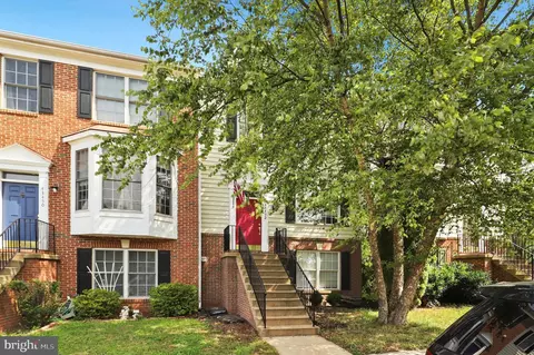 43452 Katling Sq, Chantilly, VA 20152