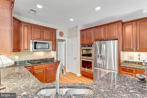 20630 Crescent Pointe Pl, Ashburn, VA 20147 photo 26