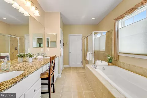 20630 Crescent Pointe Pl, Ashburn, VA 20147 photo 34