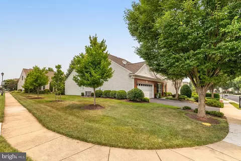 20630 Crescent Pointe Pl, Ashburn, VA 20147 photo 5