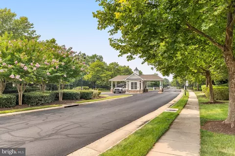20630 Crescent Pointe Pl, Ashburn, VA 20147 photo 77