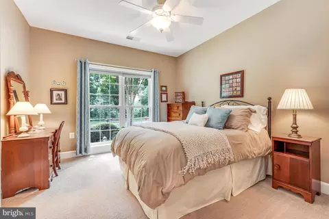 20630 Crescent Pointe Pl, Ashburn, VA 20147 photo 40