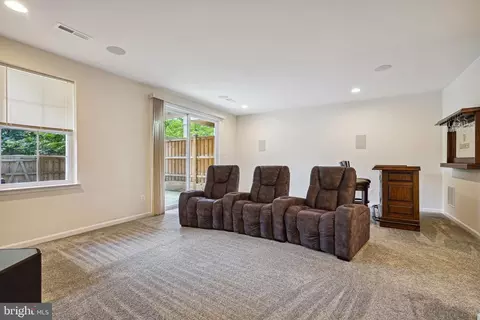 23490 Epperson, Brambleton, VA 20148 photo 16