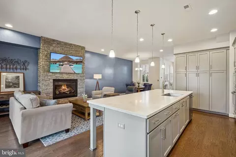 23490 Epperson, Brambleton, VA 20148 photo 5