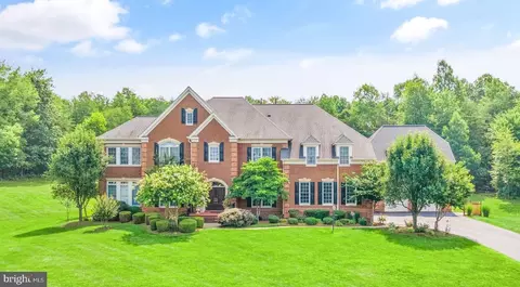 27712 Paddock Trail Pl, Chantilly, VA 20152 photo 2