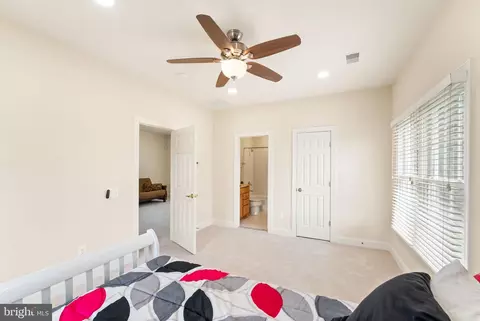 27712 Paddock Trail Pl, Chantilly, VA 20152 photo 95