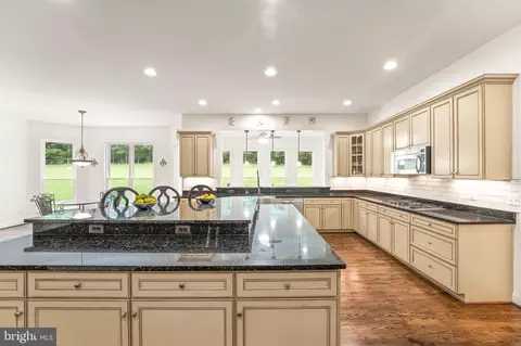 27712 Paddock Trail Pl, Chantilly, VA 20152 photo 25