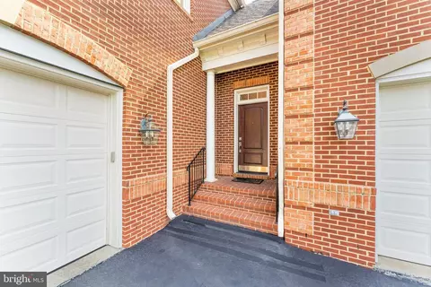 27712 Paddock Trail Pl, Chantilly, VA 20152 photo 9