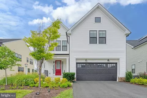 25503 Woodbine Farm Dr, Chantilly, VA 20152