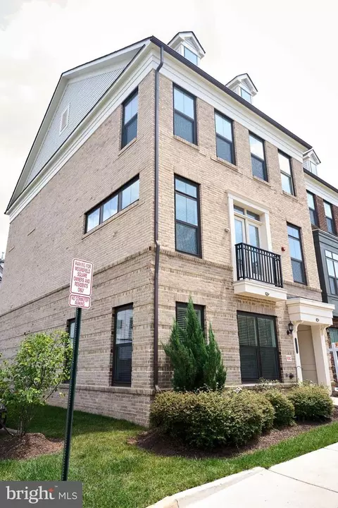 22552 Windsor Locks Sq, Ashburn, VA 20148