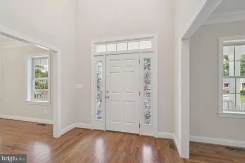 705 W Maple Ave, Sterling, VA 20164 photo 13