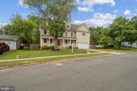 705 W Maple Ave, Sterling, VA 20164 photo 2