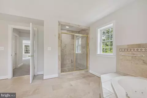 705 W Maple Ave, Sterling, VA 20164 photo 27