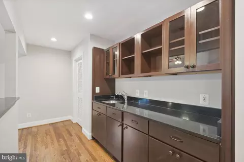 705 W Maple Ave, Sterling, VA 20164 photo 24