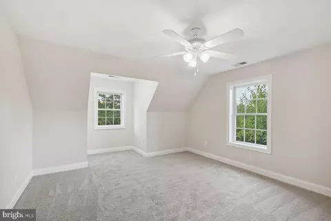 705 W Maple Ave, Sterling, VA 20164 photo 41