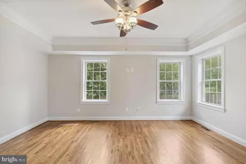705 W Maple Ave, Sterling, VA 20164 photo 17