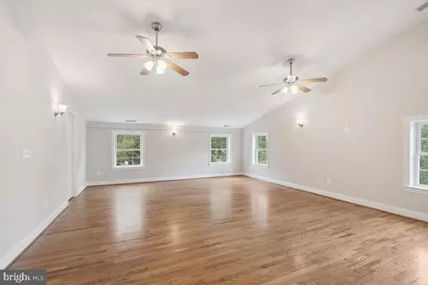 705 W Maple Ave, Sterling, VA 20164 photo 23
