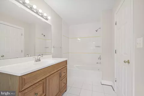 705 W Maple Ave, Sterling, VA 20164 photo 47