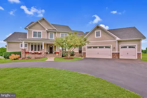 37174 Bolyn Rd, Purcellville, VA 20132