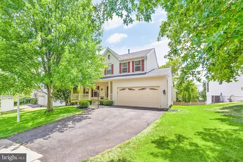 42837 Crossbow Ct, Ashburn, VA 20147