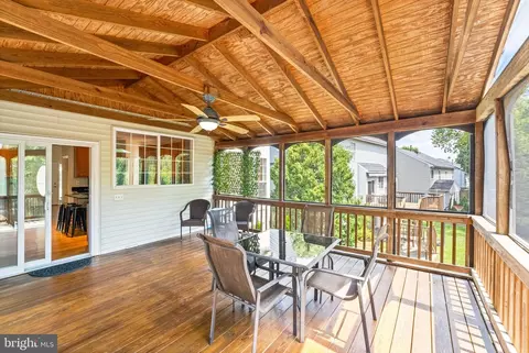 42837 Crossbow Ct, Ashburn, VA 20147 photo 23