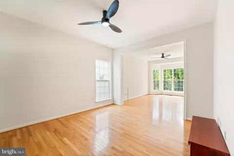 42837 Crossbow Ct, Ashburn, VA 20147 photo 27