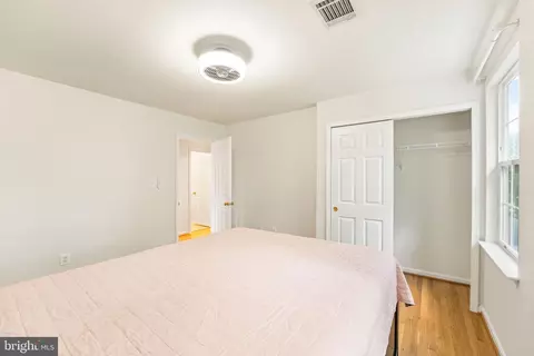 42837 Crossbow Ct, Ashburn, VA 20147 photo 32