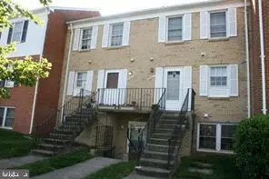 1048 Margate Ct #A, Sterling, VA 20164