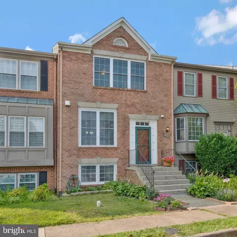 311 Davis Ave SW, Leesburg, VA 20175