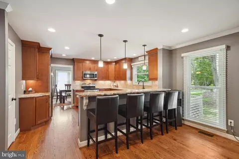 159 Peyton Rd, Sterling, VA 20165 photo 13