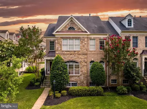 43597 Catchfly Ter, Leesburg, VA 20176