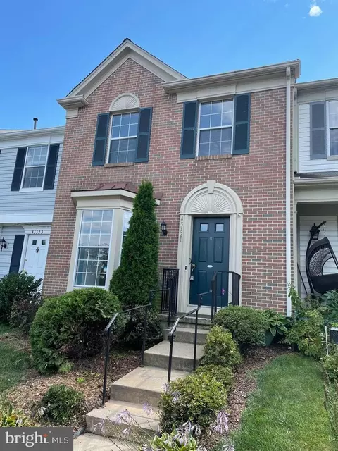 43321 Parlor Sq, Ashburn, VA 20147